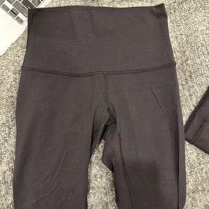 lululemon yoga pants